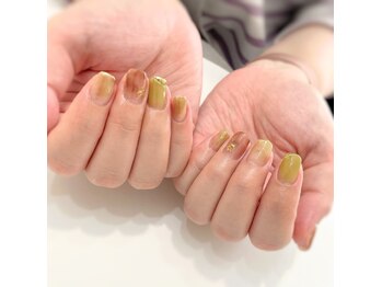 ミミ(mimi)/秋カラー　ニュアンスネイル