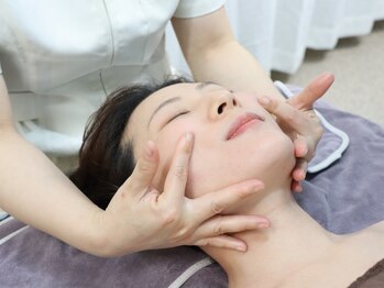 キミ(KiMi)の写真/ハイクオリティをこの価格で！！お顔スッキリ！【ベーシックコースフェイシャルコース40分】¥4980→¥3980