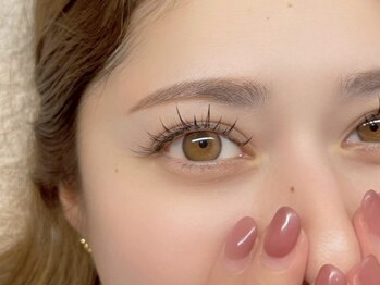 ミオラ(MIORA)の写真/【トレンドLEDで似合わせ美まつげ】速乾＆高持続で忙しい大人女性にも大人気♪まつげパーマ/マツエク/LED