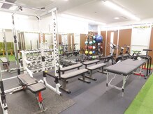 エヌフィットネス(N-fitness)の雰囲気（キレイで洗練された空間/無駄の無い設備でダイエット♪）
