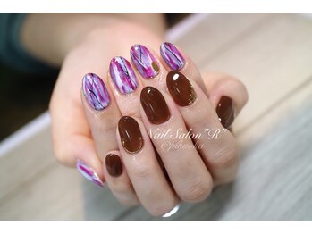 ネイルサロン R/