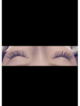 フリルアイビューティ 豊中店(Frill Eye Beauty)/