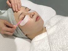 アイパックシート＆ラッシュアディクトプロ美容液の塗布