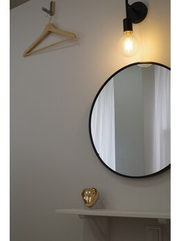 ウララ(uraura)/ドレッサー