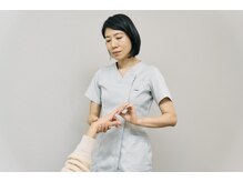 ここから接骨院/指先の腱鞘、ばね指専門施術