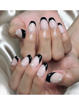 ヒトミネイルズ(Hitomi Nails)/ブラックフレンチパール