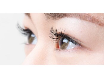 ココ 日進店(COCO)の写真/「バラつきにくく」x「高いキープ力」で大人気★[フラットラッシュ120本¥4900/フラットプラス50set¥5400]