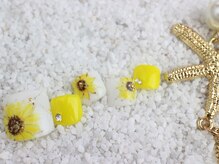 ネイルサロン あかねいろ/夏色 ひまわり フット　手描き