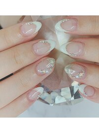 上品な指先へブライダルネイル♪