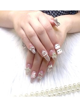 クイーンネイル 新宿(Queen nail)/チップ長さ出し パーツ付け放題