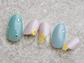 ミモザカラーの押し花ネイル