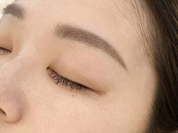 エイチプラス 静岡店(h.plus)/眉毛ワックス/間引き