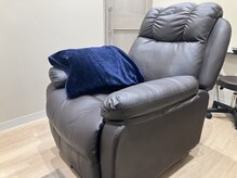 美容室内の個室部屋にご案内！