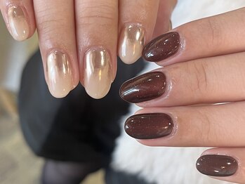 ニンニ(ninni)/ミラーグラデーションネイル