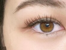 フラットラッシュ/ボリュームラッシュなどナチュラルからボリューミーな目力まつげまで♪