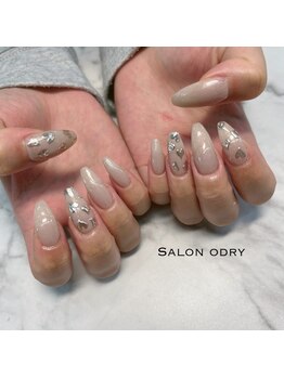 サロン オードリー 名駅店/4本アート