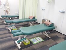大袋駅前整骨院/施術用ベッド