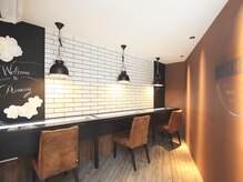 プライマリー(PRIMARY)の雰囲気（おしゃれカフェをイメージしたメイクルーム完備）