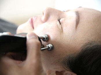 ベックケア 宮崎店(Beck Care)の写真/むくみ顔にさよなら。EMSxオイルマッサージで土台から整えハリのある美しい”本来のフェイスライン”へ☆