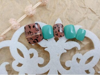 ネイルサロン&スクール ジーナ(GINA)/ヒョウ柄カカジュアルネイル