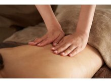 （腰、くびれ、お尻）