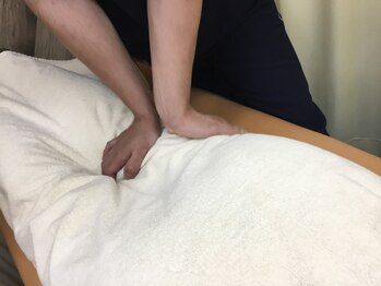 むらかみ整骨院鍼灸院 富野荘/腰痛・足のむくみを解消!