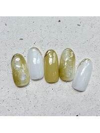 くすみグリーン春色ネイル