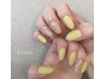 ダリア(Daria)/マットイエロー