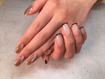 ネイルサロン ウノ 湘南平塚(UNO)/スキニーフレンチ×マグネット