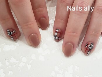 ネイルズアリー 立川店(Nails ally)/バーバリーチェック×ベージュ