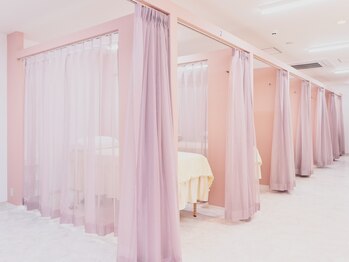 メルク バイ プラチナムドール 烏丸店(meRK by PLATINUM DOLL)/アイブロウ・まつ毛施術スペース