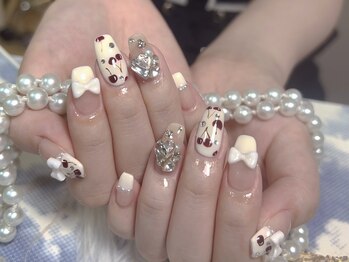 モアネイル 新宿/ワンホンネイル/持ち込み/新宿