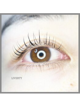 リバティー(LIVERTY)/上下まつ毛パーマ♪
