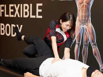 スリーエス 江坂Studio(SSS)の写真/【どこに行っても改善されない、疲れ・不調の原因がわからない身体へ】原因追求とお身体のメンテナンスに！