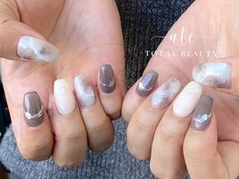 秋ニュアンスネイル