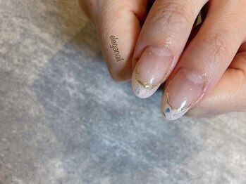 エレガネイル(elega nail)/シェル×フレンチネイル