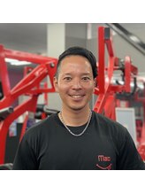 マックトレーニングスポーツジム トレーナー 早川