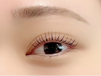 チルアイラッシュ 浦和(CHILL EYELASH)の写真/【まつ毛の痛みが気になる方に】ダメージレスまつげパーマ/パリジェンヌラッシュリフトでパーマのモチUP◎