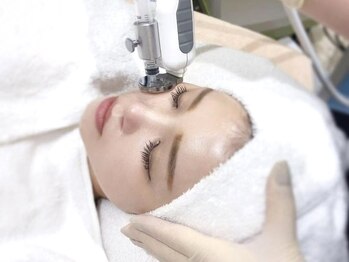 エスポワールカルド(Espoir caldo)の写真/≪30代から始める老け顔予防ケア≫小顔リフトアップ＆お顔のバランスが整って若見え♪ high careサロン＊