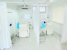 リピカ(RipiQa)の雰囲気（【店内】全3席。リクライニングチェアでゆったりホワイトニング）