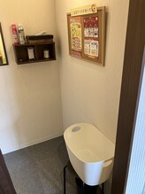 カラダファクトリー 船橋南口店/船橋南口店の更衣室です♪