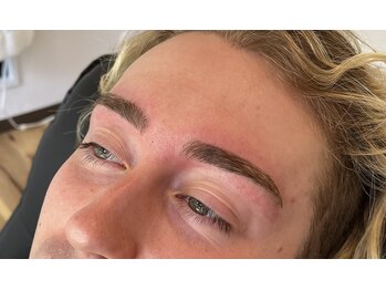 スタジオベッロ 神戸三ノ宮店(studio bello)/美眉スタイリング