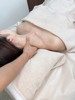 リネア(Linea)の写真/後回しにしてきた自分に、特別なご褒美バストケアを。重力に負けない自分史上最高のバストに！