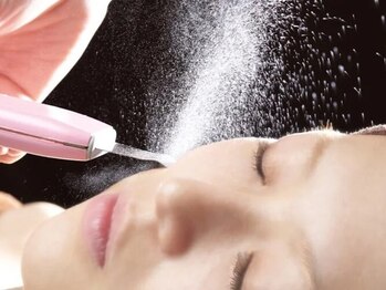 ニキビ研究所 千葉店の写真/年間8000名の実績！究極の肌荒れ改善・ニキビケア★繰り返す肌悩みを徹底ケア◎シミ・しわ・たるみ改善も♪