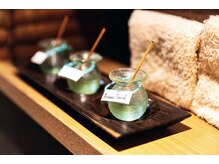 イヤシヤクニ(IYASHIYA KUNI)の雰囲気（足湯やAROMA、エッセンシャルオイルの香りにも癒されてください）