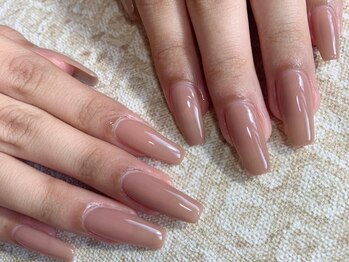 ビーワークス(B-WORKS)の写真/OLさんや主婦さんに◎手元を美しく、上品に魅せるシンプルデザインも豊富にご用意◎【ワンカラー¥3300~】