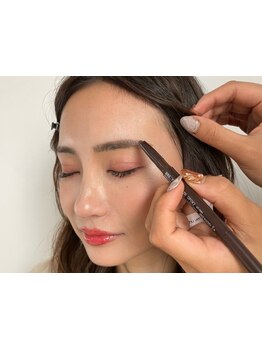 アイブロウメニューがあるサロン