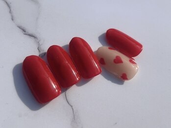 アイ アンド ネイル ロカヒ(Eye & nail LOKAHI)/赤ハート