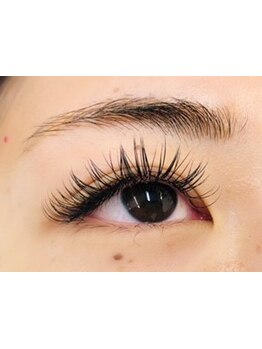 ボリュームのある目元にしたい