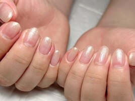 肌馴染み良いラメグラデーション